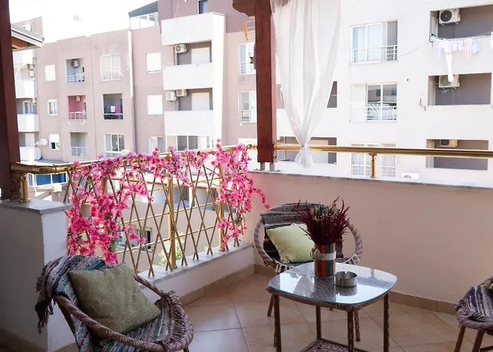 Hoxha Veranda Appartamento Durrës